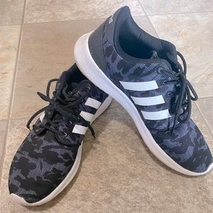 Women adidas shoes